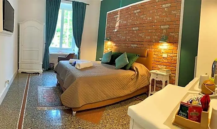 Capital Panzió 4*